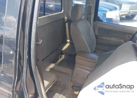 2002 Nissan Frontier Xe z USA, uszkodzony, nr VIN 1N6DD26S02C346798